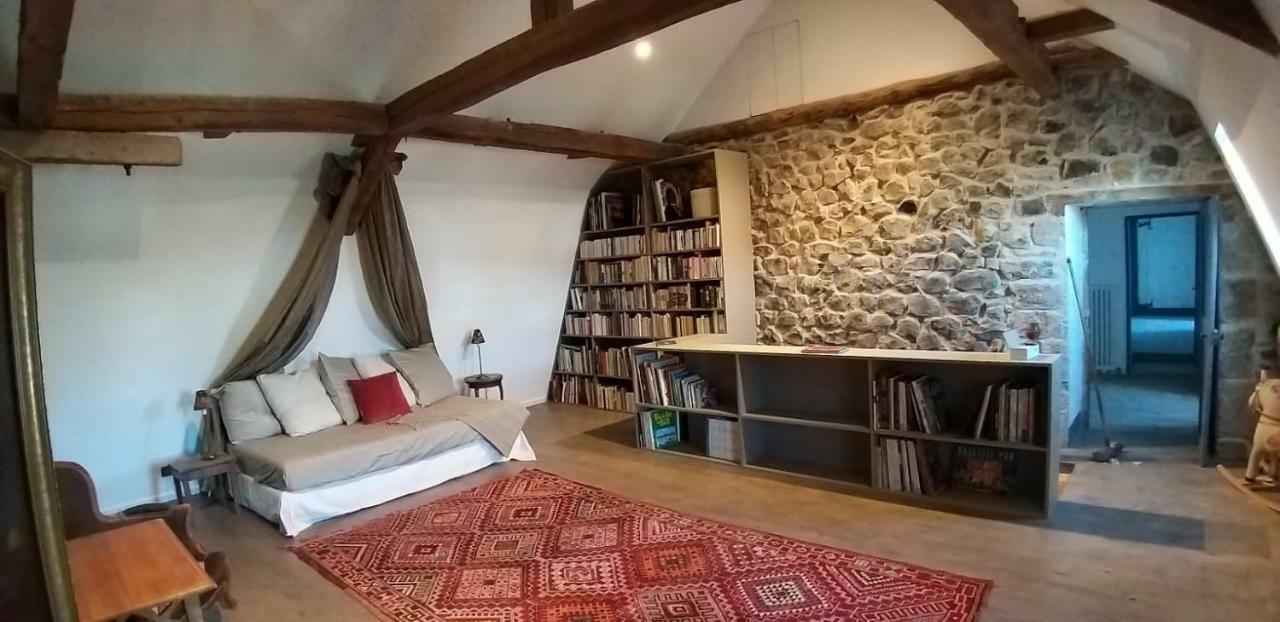 La Cure Grande Maison De Charme De 2 A 14 Personnes Saint-Urcize Esterno foto